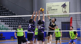 570 kamu çalışanının katıldığı Kamu Spor Oyunları Denizli'de final aşamasına geldi