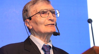 Aziz Sancar ATÜ'de ilk dersi verdi, Türk devletlerine bilimde işbirliği çağrısı yaptı