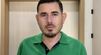Doç. Dr. Ali Erdoğan, 15 yaş altı sosyal medya sınırlamasını olumlu buldu