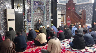 Eskişehir Sivrihisar'da Cuma sabah namazı buluşmasına yoğun ilgi gösterildi