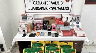 Gaziantep Oğuzeli'nde jandarma 1 milyon 210 bin TL'lik kaçak ürün ele geçirdi