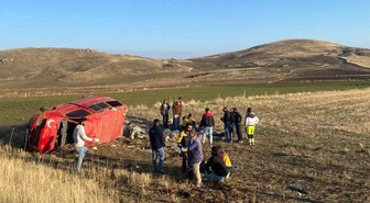 Konya Kulu'da kilitli taş işçilerini taşıyan minibüs devrilince 6 kişi yaralandı