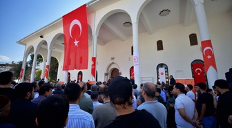 Osmaniye'de depremlerde hasar alan Enver-ül Hamit Camisi törenle ibadete açıldı