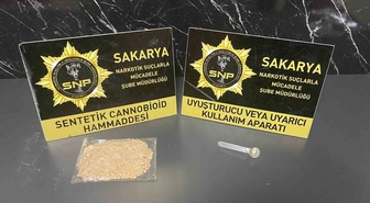 Sakarya'da gişelerde yakalanan şüpheli 85 gram sentetik ham maddeyle tutuklandı