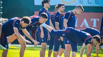 Trabzonspor, Rizespor maçı hazırlığında Fabinho'nun doğum gününü kutladı