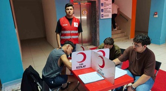 Aydın'da yurtta Kızılay iş birliğiyle kan bağışı etkinliği yapıldı
