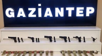 Gaziantep'te 4 tabanca ve 1528 fişek ele geçirildi, 1 kişi yakalandı.