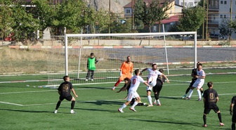 Hakkari Zap Spor, evinde Diyarbakır Büyükşehir Belediyespor'la 1-1 berabere kaldı