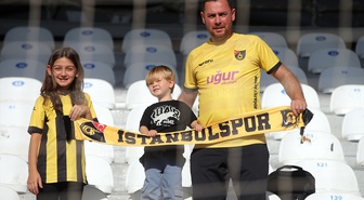 İstanbulspor'un tek taraftarı Muğla deplasmanında! Tribünde sadece kendisi ve iki çocuğu vardı