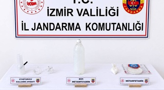 İzmir Torbalı'da jandarma operasyonunda bin 63 gram metamfetamin ele geçirildi