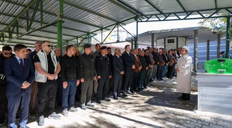 Kıbrıs gazisi Ahmet Binici, Niğde'de cenaze namazının ardından toprağa verildi