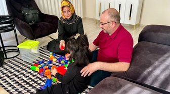 Koruyucu ailesi olduğu bebeğe 2 yaşında otizm teşhisi konuldu! Bedia Pişkin: Ömrümüz yettiğince bakacağız