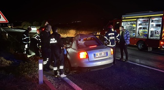 Nevşehir'de otomobil patates yüklü TIR'a arkadan çarptı, 2 kişi hayatını kaybetti