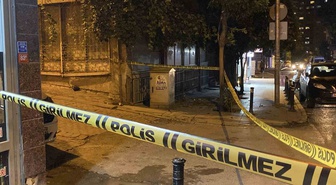 İstanbul Zeytinburnu'nda silahlı kavgada mermi camı kırıp daireye girdi