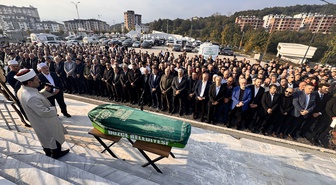 Kalp kriziyle 61 yaşında hayatını kaybeden Prof. Dr. Şamandar toprağa verildi