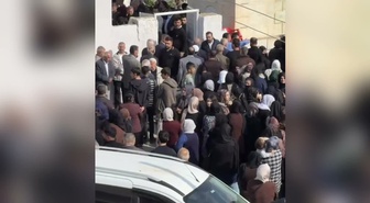 Mardin Nusaybin'de sulama kanalına devrilen araçta ölen 4'ü çocuk 6 kişi defnedildi
