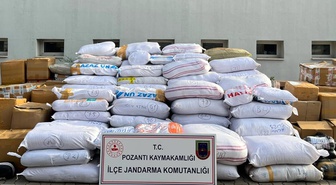 Adana'da iki tırda 6 ton kaçak tütün ele geçirildi
