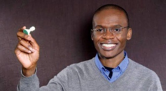 Amon Simutowe kimdir? Milyoner'deki satranç sorusunun Zambiyalı büyük ustası