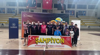 Bayburt'ta 4. Kamu Spor Oyunları Futsal İl Birinciliği'nde Açık Cezaevi şampiyon oldu