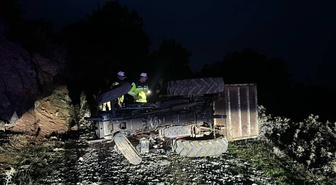 Bilecik'te devrilen traktörün 82 yaşındaki sürücüsü hayatını kaybetti