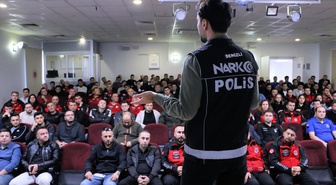 Denizli'de Narko-Rehber Projesi kapsamında 1655 kişiye bağımlılık eğitimi verildi