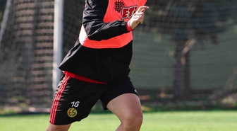 Eskişehirspor, 29 Ekim'de Iğdır FK ile oynayacağı kupa maçı hazırlıklarına başladı