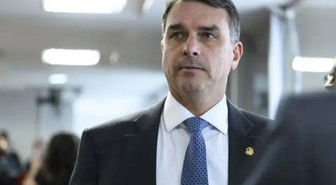 Flávio Bolsonaro kimdir? Lula'ya ikinci turda kaybeden aday kaç yaşında?