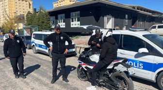 Karaman'da polis, okul ve yurt çevresi denetiminde 10 araca cezai işlem uyguladı
