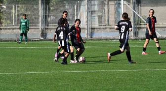 Kılıçaslan Yıldızspor, Bişekspor'u U15 Kızlar Gelişim Ligi'nde 7-3 mağlup etti