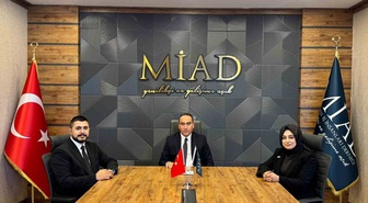 MİAD Malatya Şubesi'nde Salih Erşahin ve Nida Gezek kolların başına getirildi