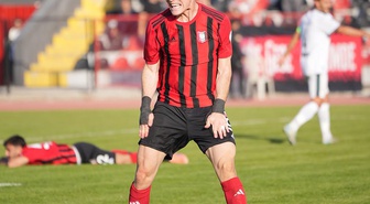 Uşakspor'da taraftar tepkisine rağmen Necip Emre Yılmaz görevde kaldı