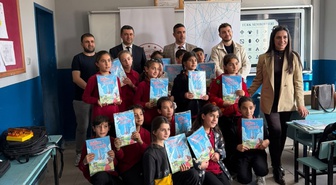 Van Saray'da öğrenciler VR gözlüklerle bilim ve teknolojiyi deneyimledi