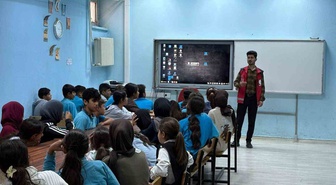Adıyaman Besni'de velilere kumar bağımlılığı, öğrencilere teknoloji eğitimi verildi