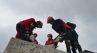 Bingöl'de 7 üzeri deprem senaryolu tatbikata 170 personel katıldı