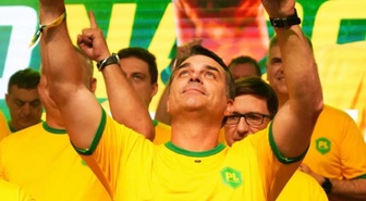 Brezilya'da işler karışıyor: Başkan adayı Flávio Bolsonaro’nun pasaportlarına el konuldu, ülkeden çıkışı yasaklandı