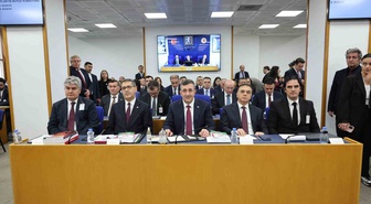 Cevdet Yılmaz, Erhan Usta'nın fon iddialarına 'iftira' diyerek yanıt verdi