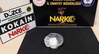 Düzce'de 2 operasyonda kokain ve metamfetamin ele geçirildi, 2 kişi tutuklandı