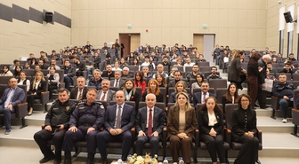 Kırklareli'nde 'Osmanlı'dan Cumhuriyet'e Toplumsal Kalkınmada Bilim ve Eğitim Konferansı' düzenlendi