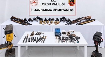 Ordu Ulubey'de silah kaçakçılığı operasyonunda 2 şüpheli yakalandı, 10 tabanca çıktı