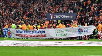 Süper Lig'in 9. haftasında kulüpler COP31 için Antalya'da pankartla sahaya çıktı