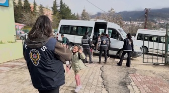 Tunceli Emniyet Müdürlüğü okul çevresi denetiminde 4 bin 242 kişiyi sorguladı