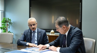 Uraloğlu ve Tugay İzmir ulaşımını görüştü, bakanlık ekipleri kente gönderilecek