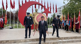 Adıyaman'ın Kahta, Çelikhan ve Gölbaşı'nda 103. yıl Cumhuriyet Bayramı kutlandı