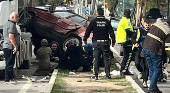 Ankara'nın Polatlı ilçesinde iki aracın çarpıştığı kazada 2'si ağır 5 kişi yaralandı