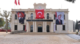 Depremde zarar gören Hatay’ın 98 yıllık tarihi valilik binası yeniden inşa edildi