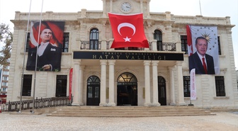 Depremde zarar gören Hatay'ın tarihi valilik binası yeniden hizmete alındı