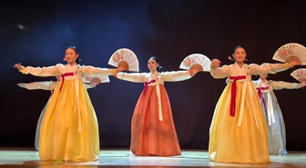 ERÜ'de Kore Kültür Festivali'nde Hansung'dan 20 kişilik ekip öğrencilere eğitim verdi
