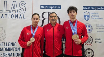 Erzincanlı milli badmintoncular Yunanistan'da karışık çiftlerde şampiyon oldu