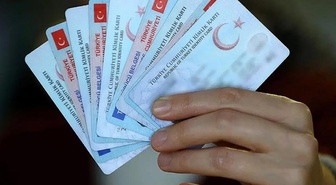 Kimliklerde büyük değişim! İlk olarak memurlar kullanacak