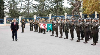 KKTC Cumhurbaşkanı Erhürman, Lefkoşa'da iki komutanı makamlarında ziyaret etti